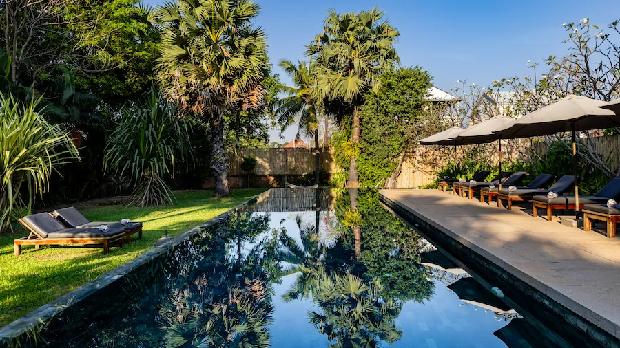 luxury hotel sala lodges pool